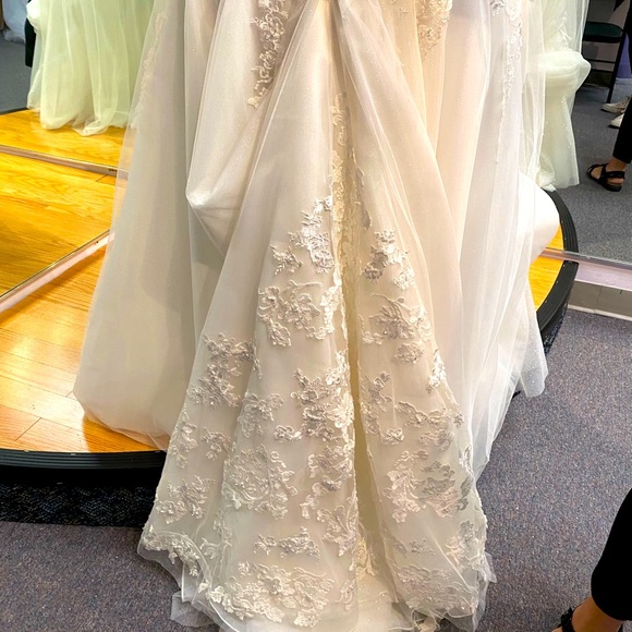 Morilee wedding dress - Picture 2 of 4